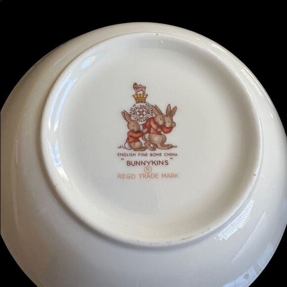 Precious Little Royal Doulton Bunnykins Feeding Set for Baby. - Picture 5 of 6